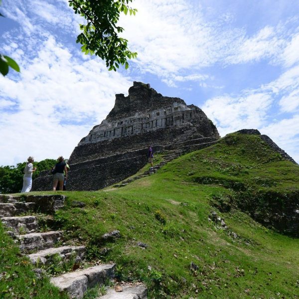 Xunantunich Maya Expedition